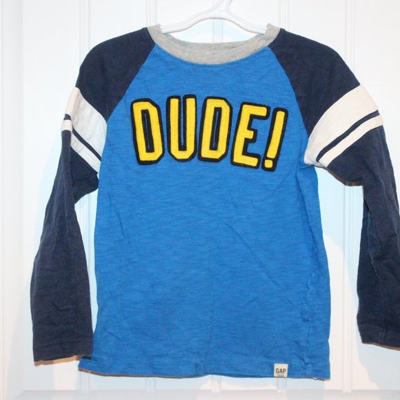 3/$20 🏷 Gap Boys Long Sleeve Shirt Size 5 - Picture 2 of 2
